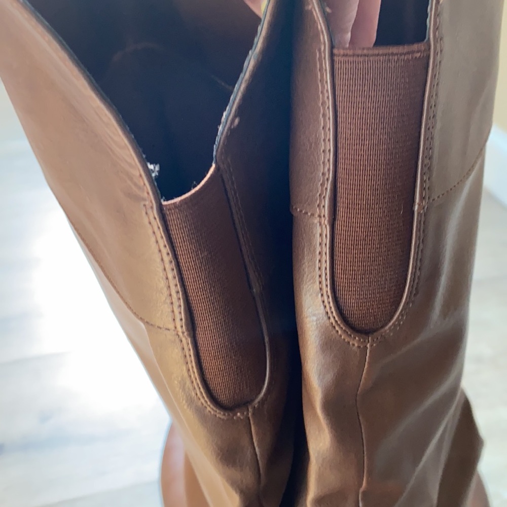 American Eagle Women’s Brown Knee High Boots - Picture 10 of 16